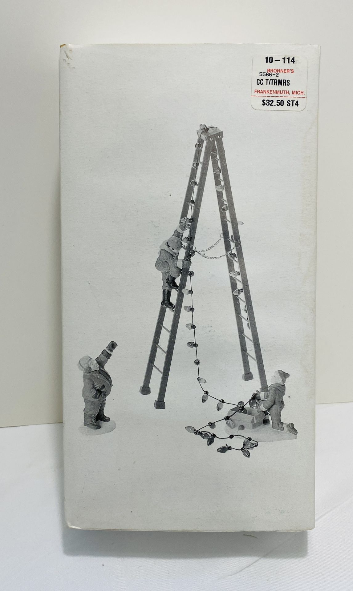 Dept 56 Town Tree Trimmers, #55662, Heritage Village, 1993 Retired 2001, W/Box