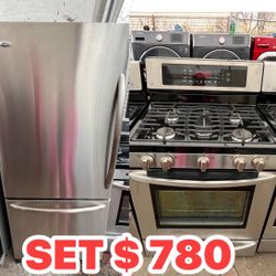 SET DE REFRIGERADOR Y ESTUFA EN BUENAS CON DICIONES CON 30 DÍAS DE GARANTÍAS 