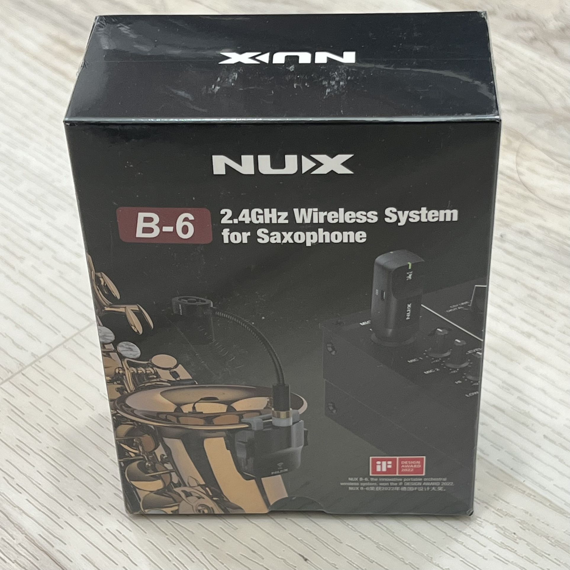 NUX B-6 2.4GHz Wireless Saxophone Microphone System Black