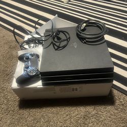 Play Station 4
