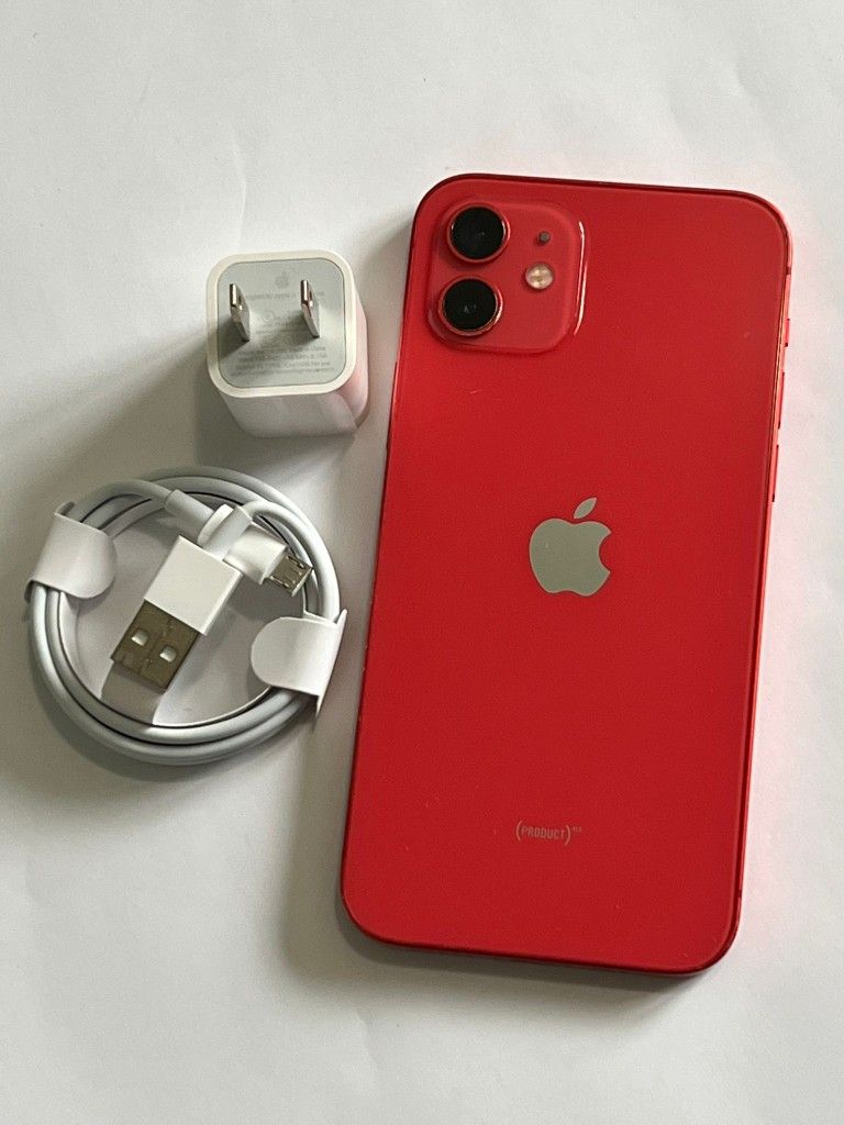 iPhone 12 , Factory Unlocked, Excellent Condition Like New