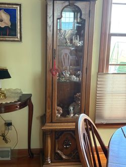 Curio cabinet