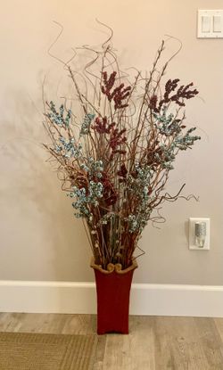 Home decor flower arrangement vase