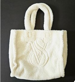 VS Victoria's Secret Teddy Ivory Sherpa Tote Bag 17" x 14" NG1-200