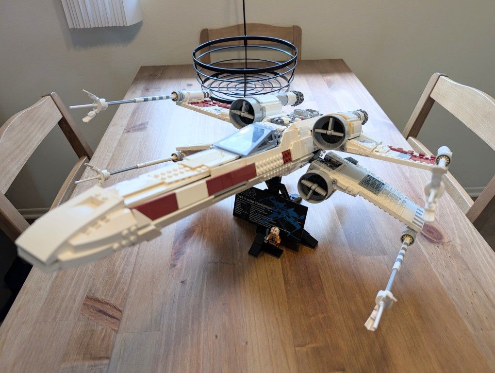 LEGO Star Wars UCS X-Wing 75355 - Complete