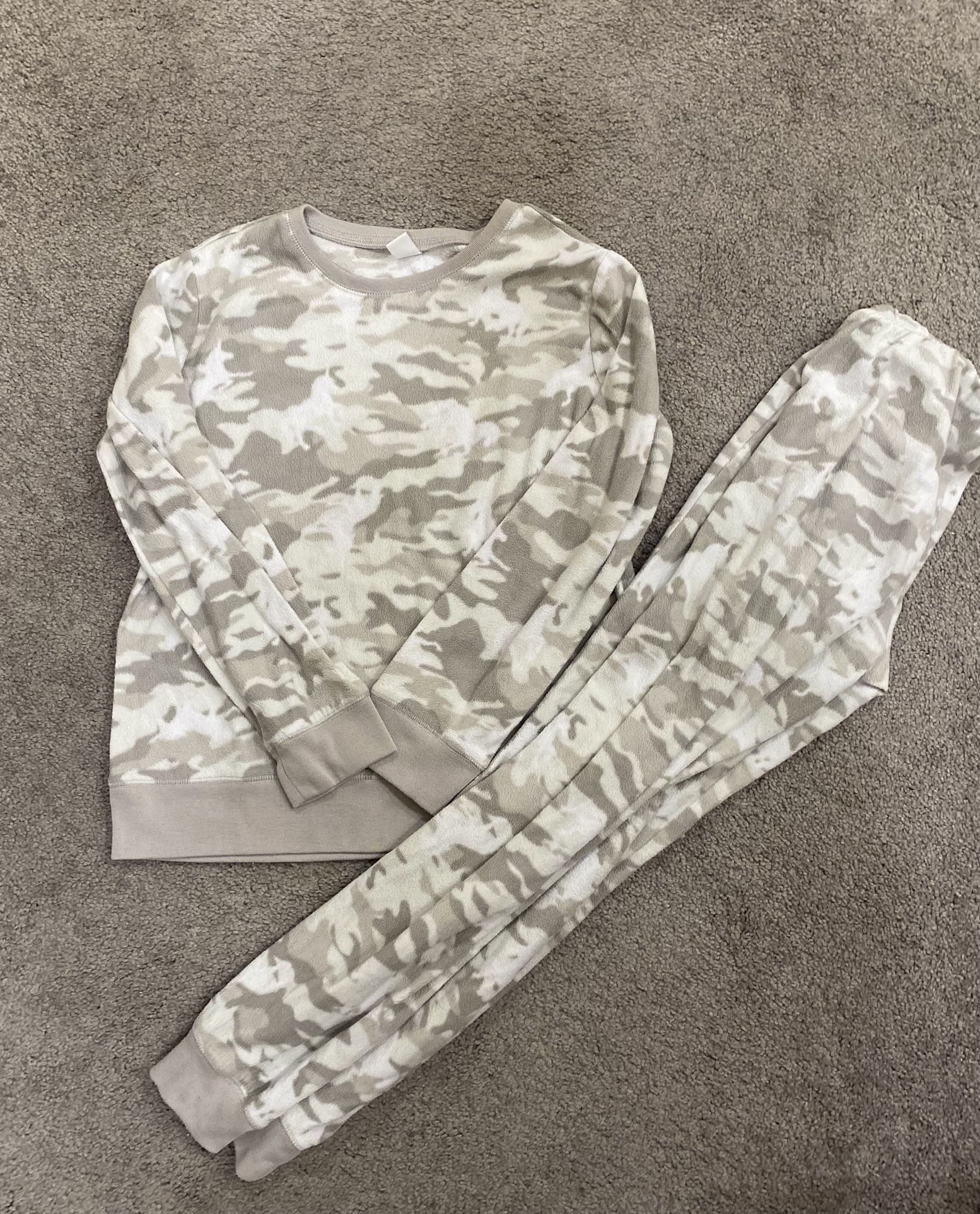 Girls Old Navy Fleece Pjs Set size xl 14/16