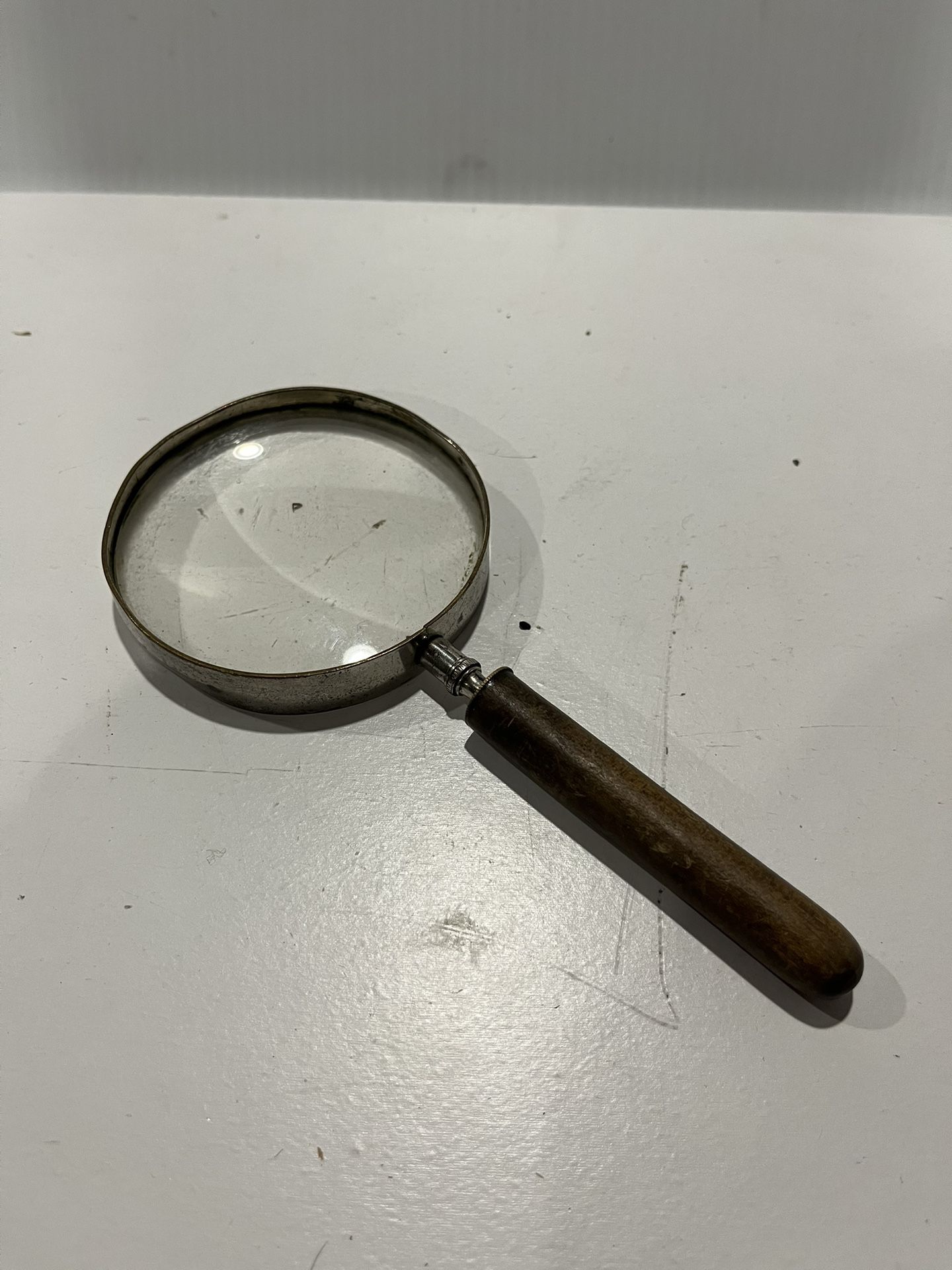 Antique Wooden Handle Magnifier Lens