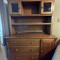 Wooden dresser 