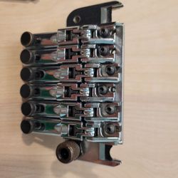 Ibanez Edge-ZERO Locking Tremolo Bridge Chrome with ZPS3 Zero Point System