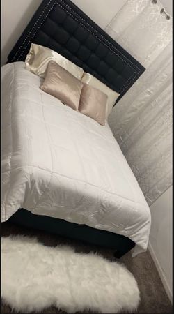 Full Size Bed