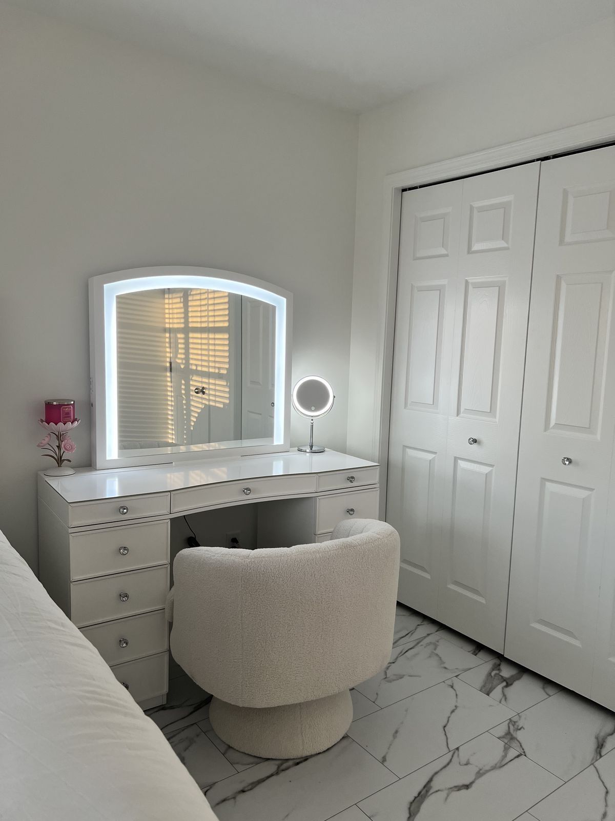 Vanities , Glam Desk , LED Lighting, Same Day Delivery π