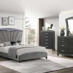 4pc Queen Bedroom Set Without Chest 