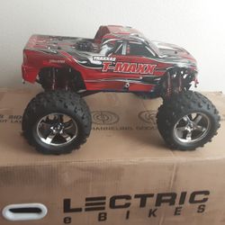 Traxxas TMaxx 3.3 No Remote 