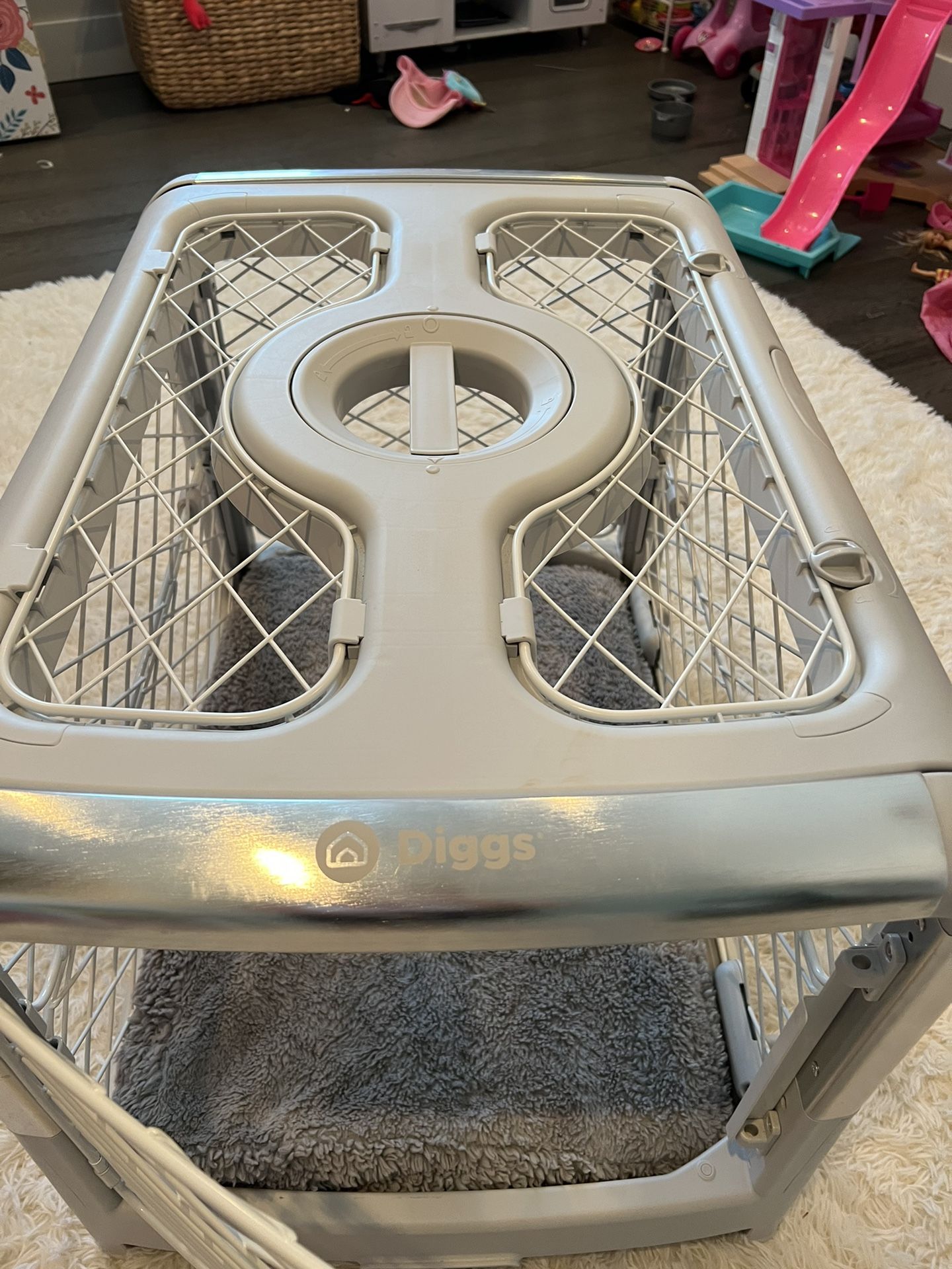 Diggs Revol Collapsible Dog Crate