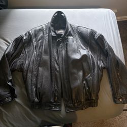 Large (42) Men’s Genuine Leather Jacket