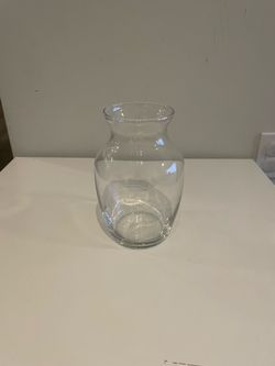 Clear Glass Flower Vase