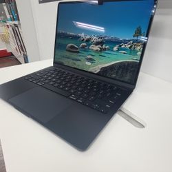 Apple Macbook Pro 13in 2022 M2 Chip Pre Owned 8 Gb Memory 256gb SSD - 90 Days Warranty - Best Deal In Town