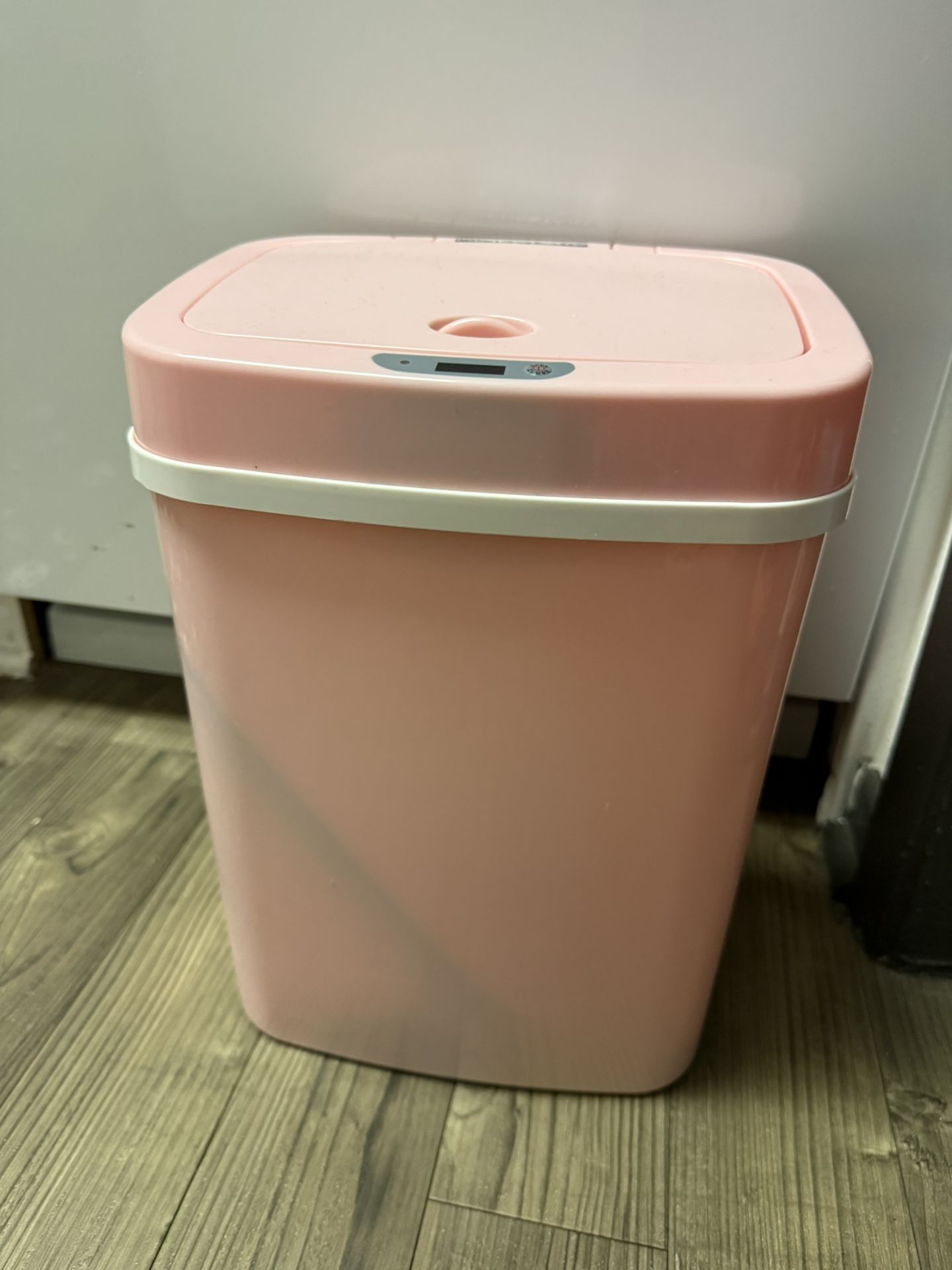 Ninestar Pink Trash Can