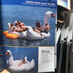 Super Swan Oasis Island