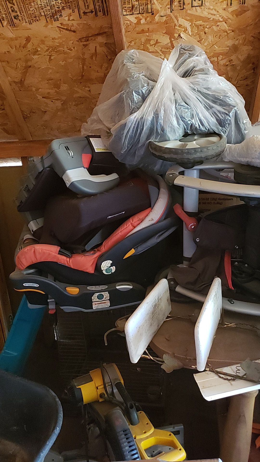 Car seats and stroller