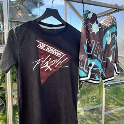 Kids Nike Basketball Shorts & Tee