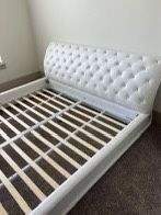 CANTONI KING SIZE LEATHER BED