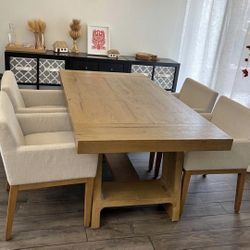 Restoration Hardware Dining Table W/4 Chairs