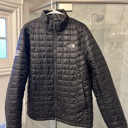 North Face Puffer Trekker Jacket - Thermoball Eco - Cartoon Network Exclusive 