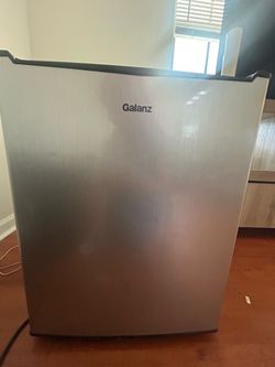 Galanz Single Door Mini Fridge Stainless Steel Look