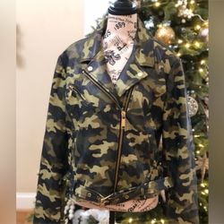 Michael Kors  Camo jacket, new  tag, size XL
