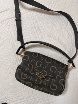 Guess purse