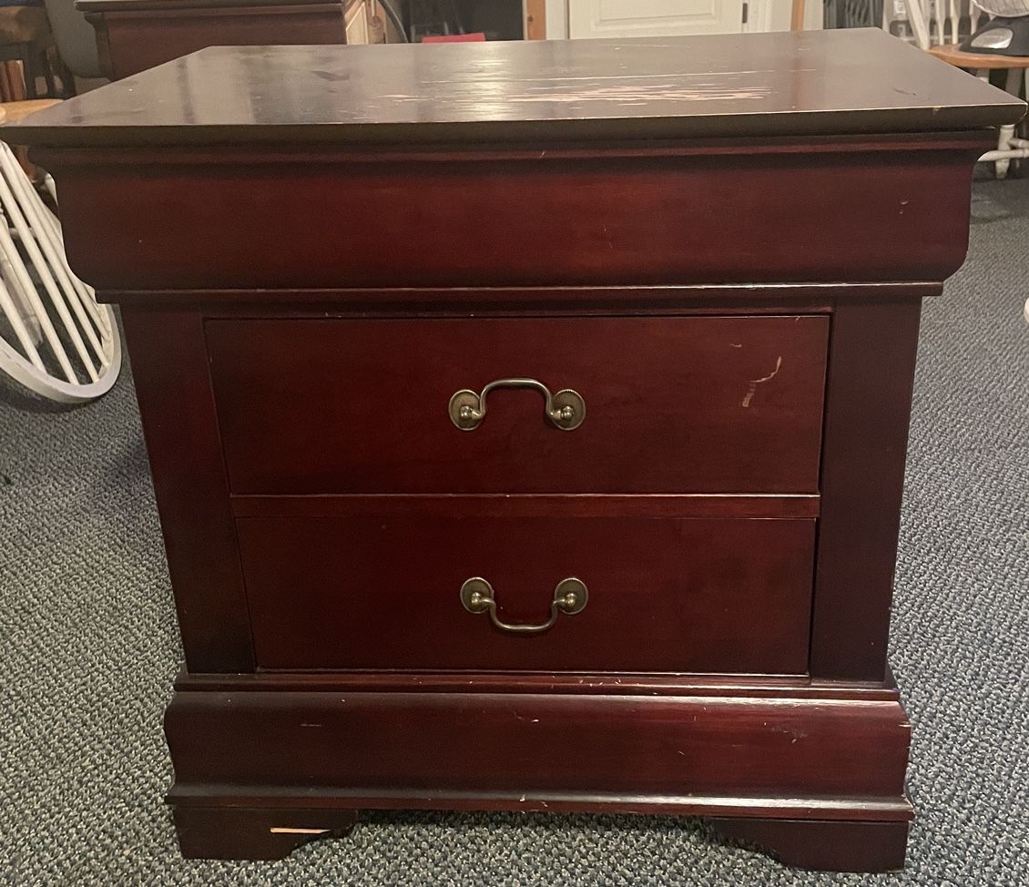 Nightstands End tables Dark Wood