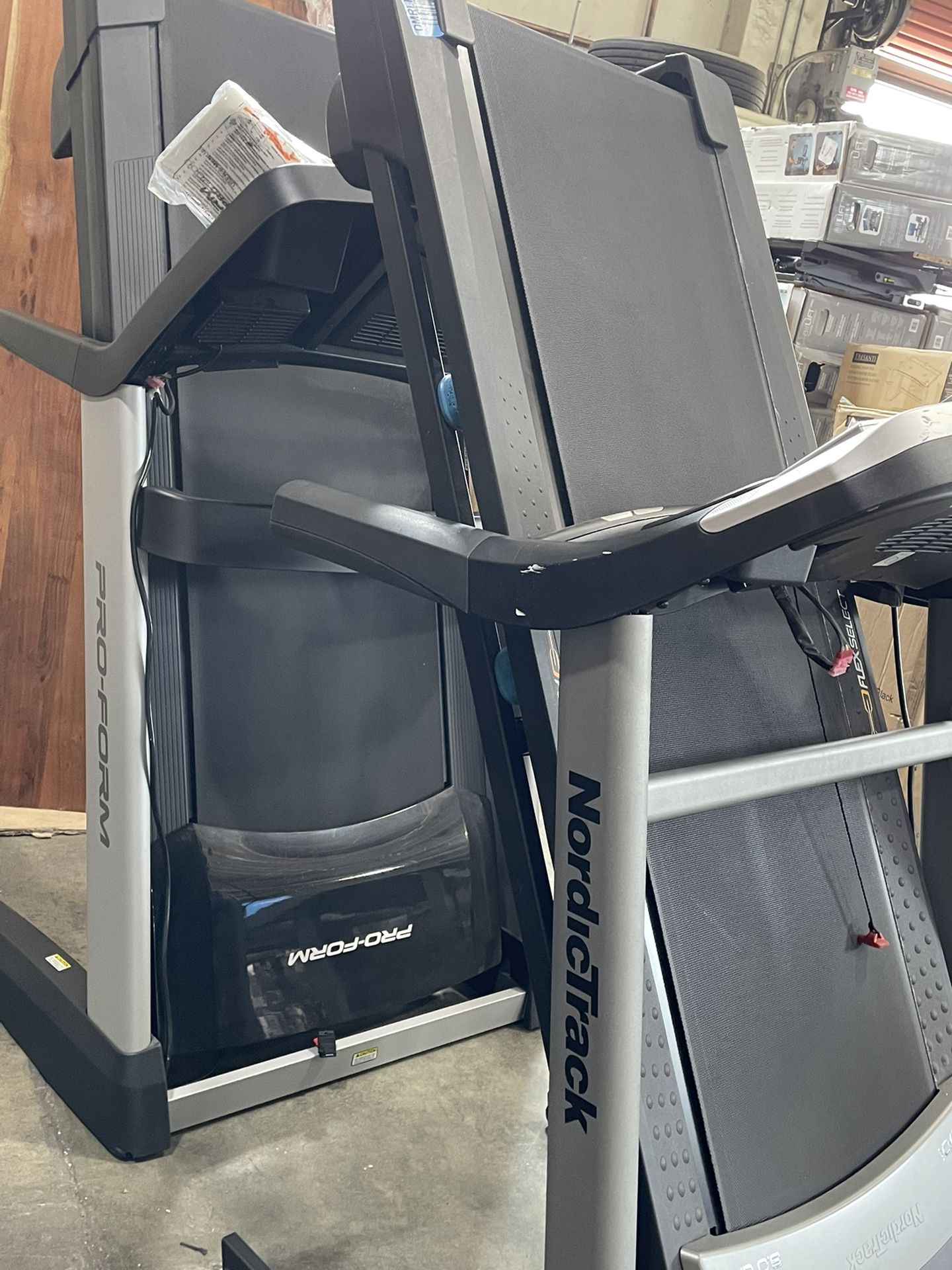gold's gym trainer 720