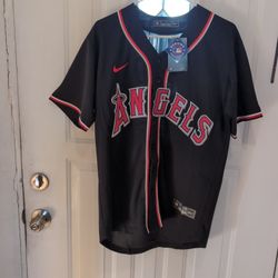 Angeles. Men  Size. S. M  L. XL 2xl. And  3xl