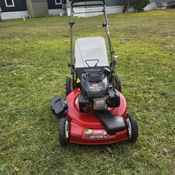 Toro 22" Self-propelled Lawn Mower 
