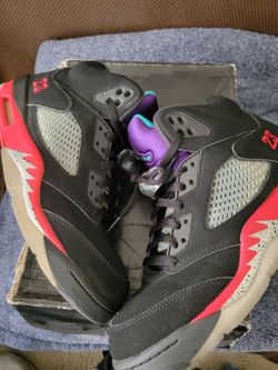 Jordan 5 Top 3 size 10 (NO TRADES PRICE IS FIRM)