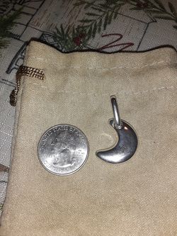 925.Silver Moon pendant