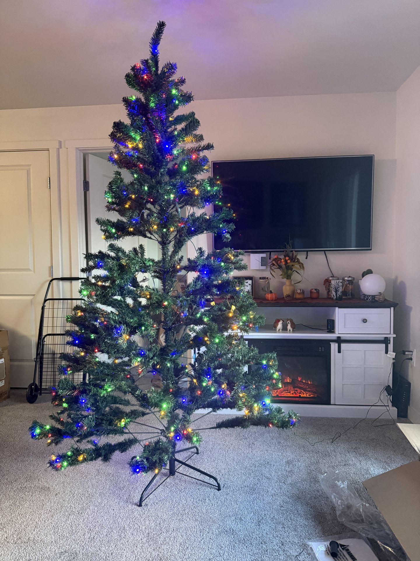 Artificial Christmas Tree – Over 2 Meters Tall, with Lights & Multiple Modes – BRAND NEW!