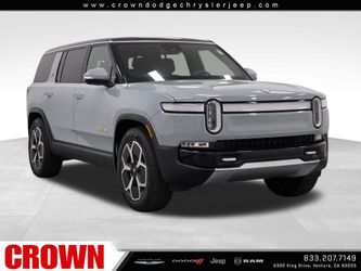 2024 Rivian R1S
