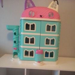 Gabby's Dollhouse W/ Accessories 