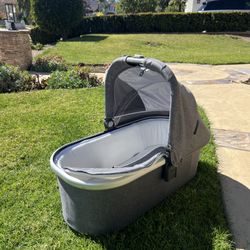 Uppababy vista Bassinet 
