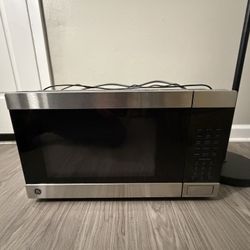 GE Microwave + Air Fryer – Stainless Steel