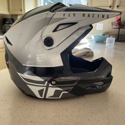 Fly Racing Kinetic Straight Edge Helmet
