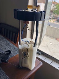 Used good fuel pump assembly