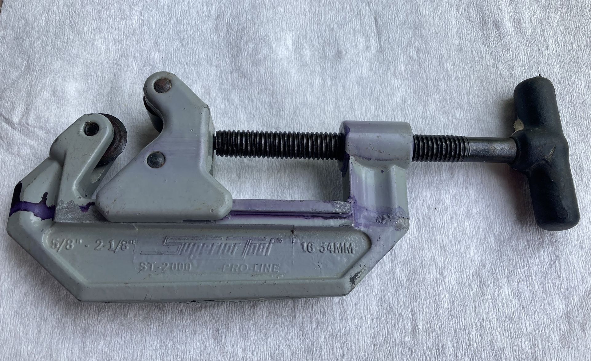 SUPERIOR TOOL 5/8” - 2 1/8” ST-2000 PRO LINE VISE16 54 MM