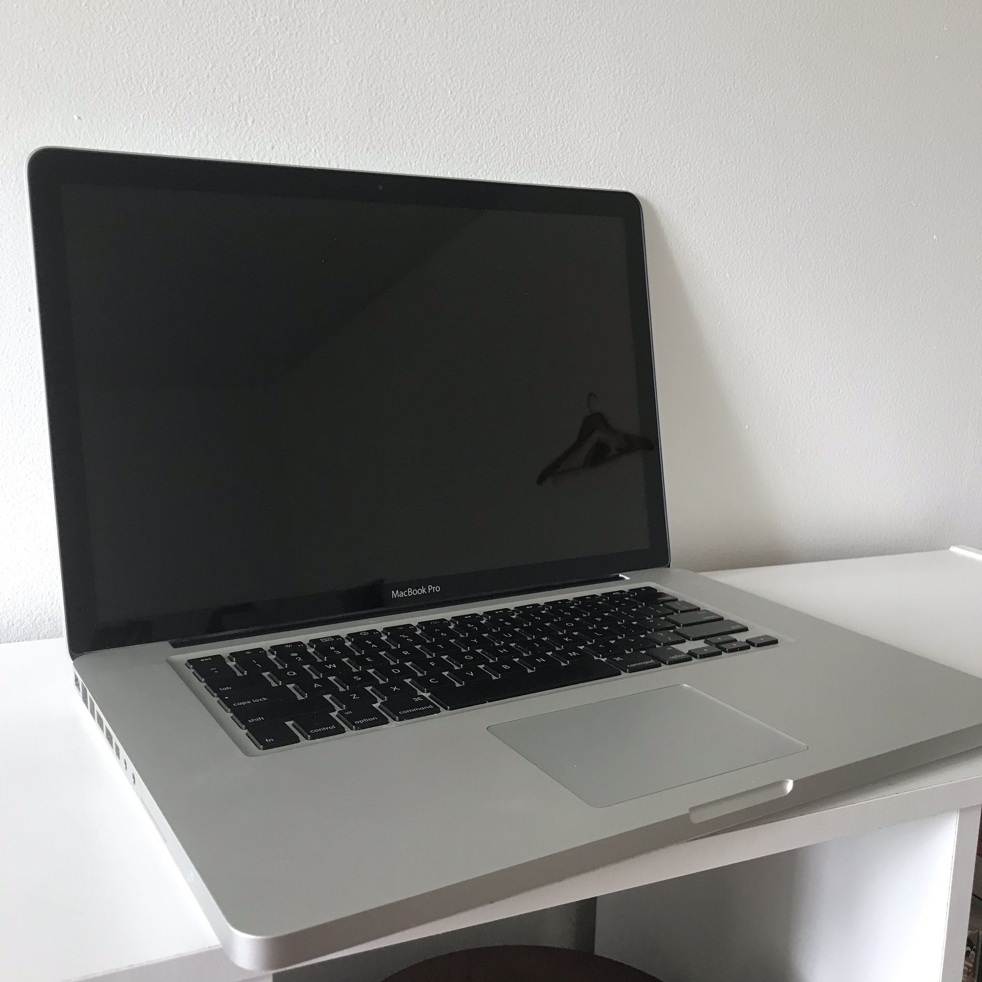 Apple MacBook Pro 15.4”