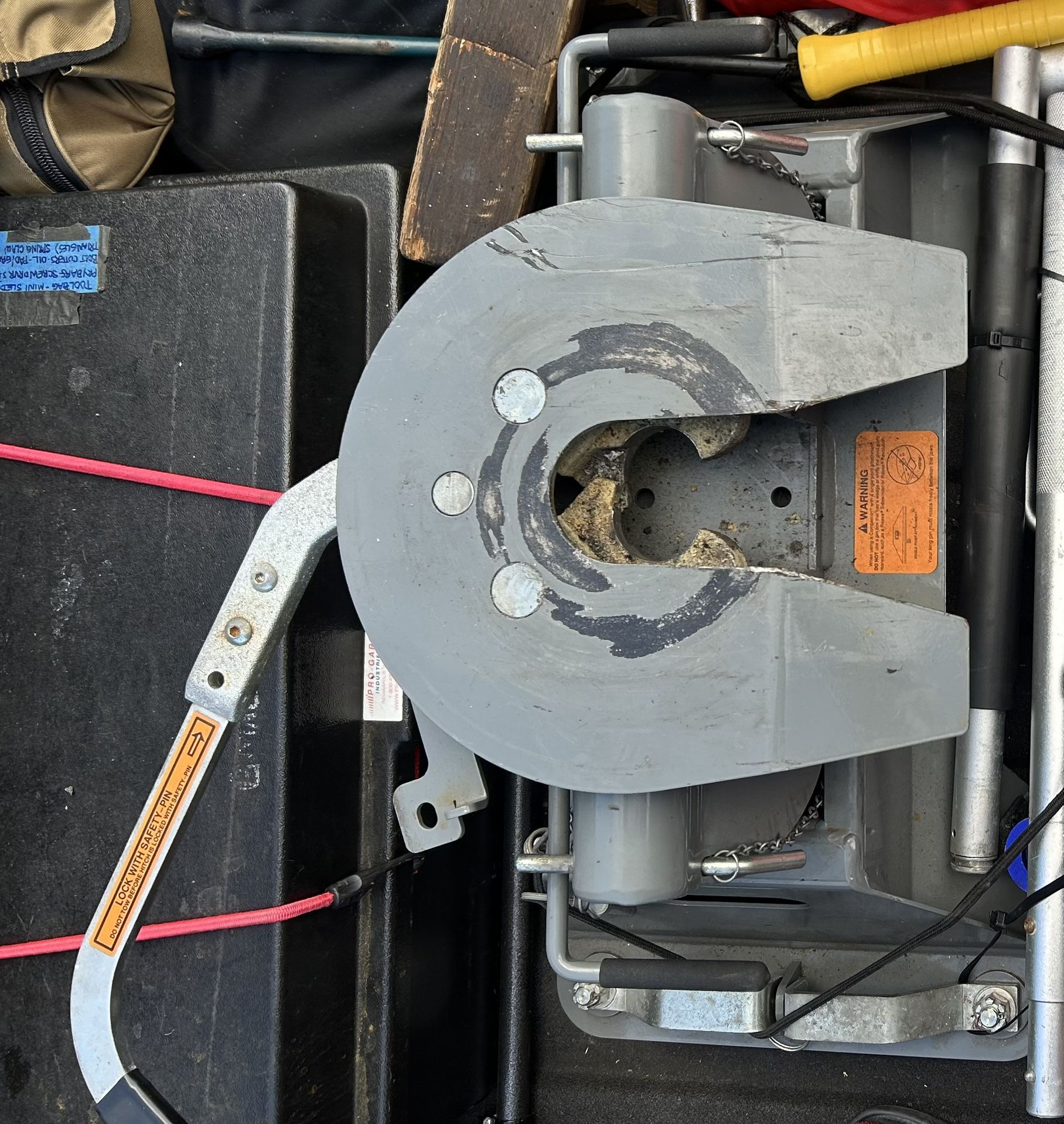 B&W Companion 5th Wheel Hitch