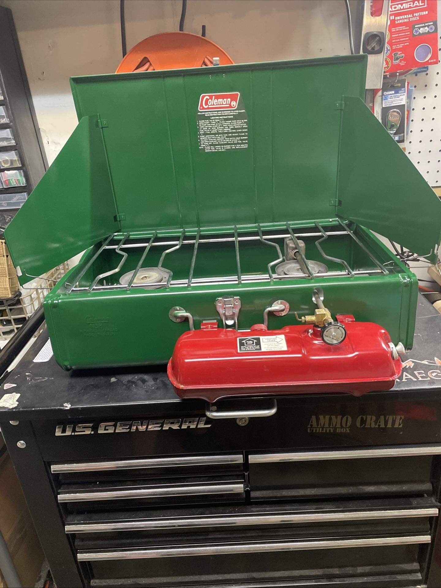 Coleman 413 H Gas Camp Stove 3/83