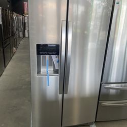 Whirlpool Side By Side Refrigerator 