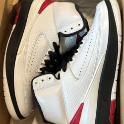 Jordan 2 Retro Size 5Y Brand new 